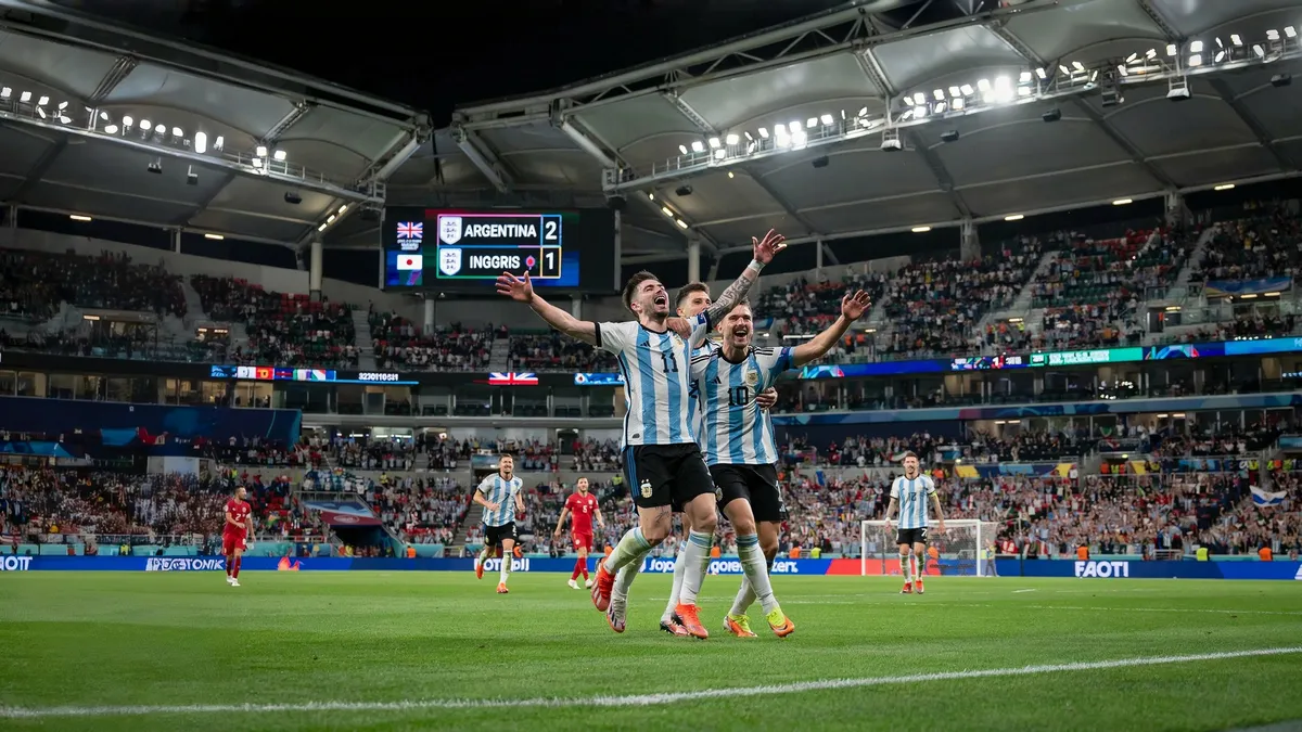 Argentina Singkirkan Inggris 2-1, Benarkah Anak Emas FIFA Saksikan Final Lebih Jernih Pakai STB LUBY
